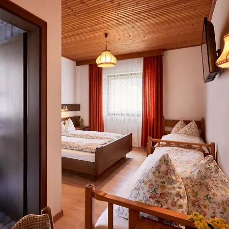 Ferienpension Zummuellerhof Natz-Schabs